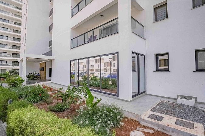 2-комнатные апартаменты 63 м² с террасой 12 м² в курортном комплексе - фото № 15