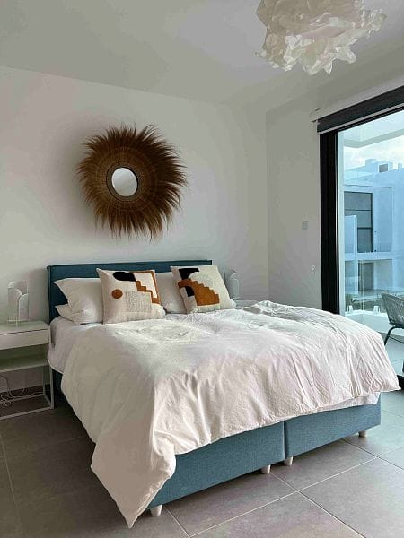Студия 45 м² с террасой 8 м² в 250 метрах от пляжа с мебелью и техникой - фото № 33