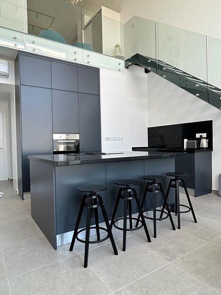 3-комнатный loft penthouse 93 м² c террасой на крыше 40 м² - фото № 12