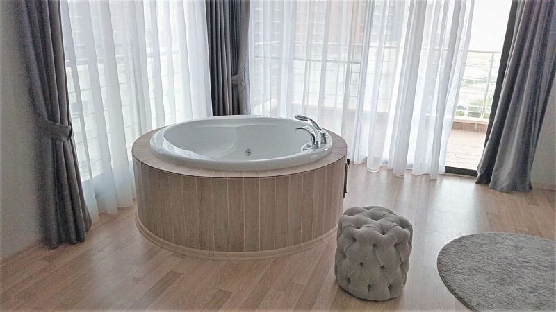 4-комнатные апартаменты 225 м² с террасой 60 м² и джакузи в курортном комплексе - фото № 10