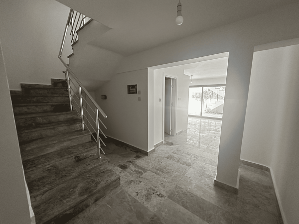 4-комнатная duplex вилла 307 м² с двумя террасами и садом - фото № 64