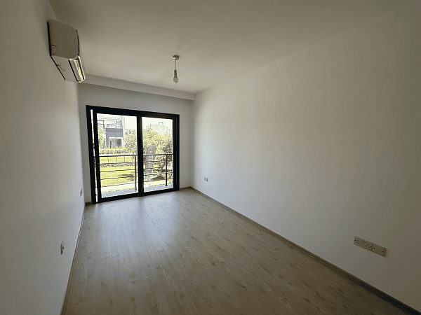 4-комнатная duplex вилла 307 м² с двумя террасами и садом - фото № 67