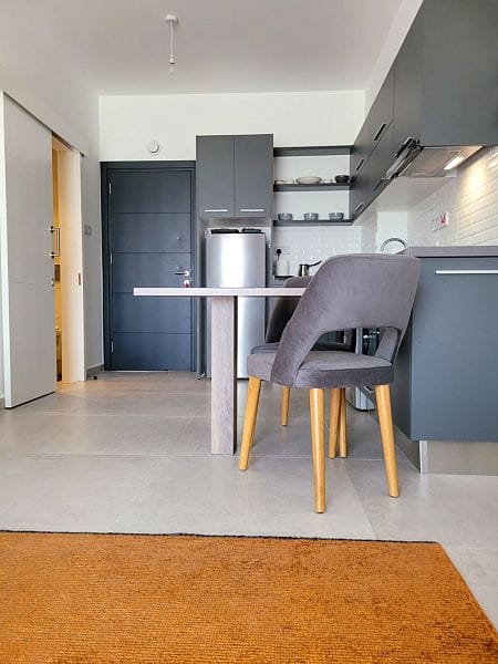Студия-пентхаус 37 м² с террасой на крыше 18 м² в элитном комплексе на берегу моря - фото № 7
