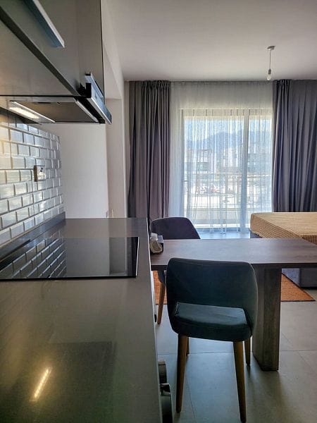 Студия-пентхаус 37 м² с террасой на крыше 18 м² в элитном комплексе на берегу моря - фото № 15