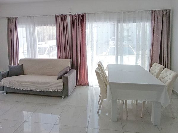 3-комнатные апартаменты 77 м² с мебелью и техникой в Лапте - фото № 4