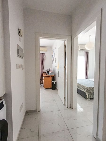 3-комнатные апартаменты 77 м² с мебелью и техникой в Лапте - фото № 11