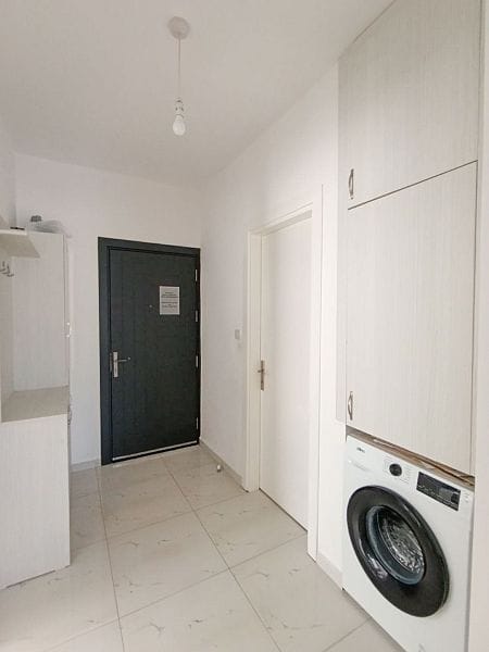 3-комнатные апартаменты 77 м² с мебелью и техникой в Лапте - фото № 12