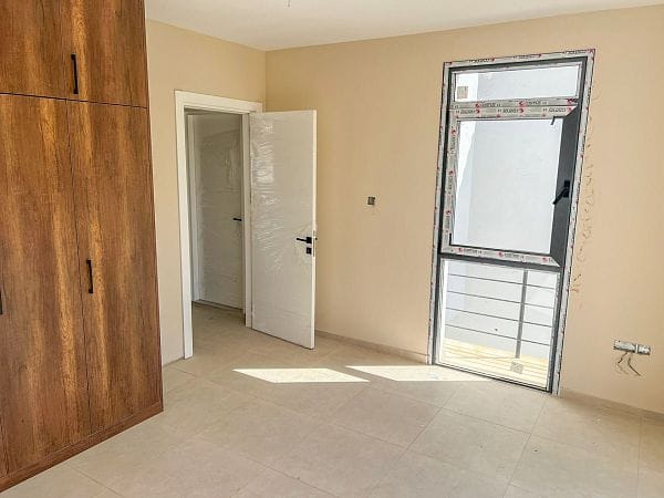 3-комнатная вилла 135 м² в 350 метрах от моря - фото № 9