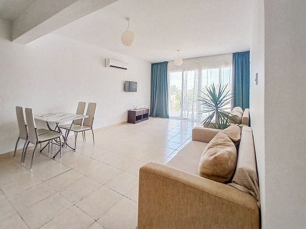 3-комнатные апартаменты 72 м² с террасой 18 м², откуда открывается потрясающий вид на горы - фото № 1