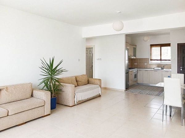 3-комнатные апартаменты 72 м² с террасой 18 м², откуда открывается потрясающий вид на горы - фото № 2