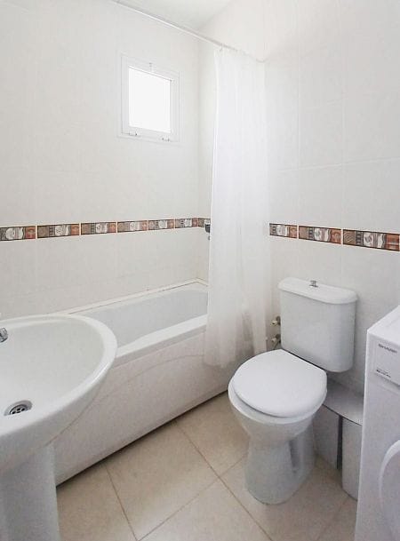 3-комнатные апартаменты 72 м² с террасой 18 м², откуда открывается потрясающий вид на горы - фото № 10