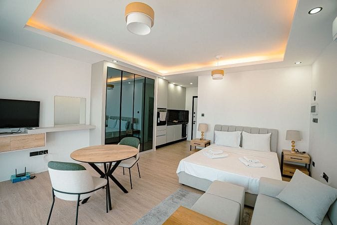 Студия Penthouse 38 м2 с балконом и террасой в красивом комплексе в Каршияке - фото № 2