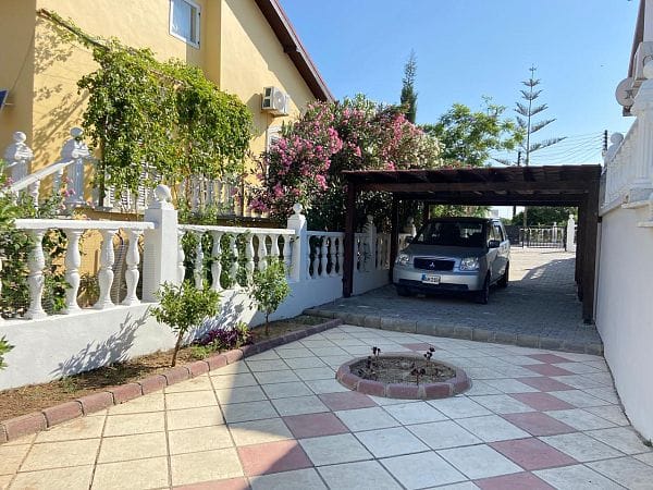 Роскошная 5-спальная вилла в 160 метрах от пляжа (Villa Sarcon) - фото № 32