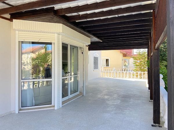 Роскошная 5-спальная вилла в 160 метрах от пляжа (Villa Sarcon) - фото № 33