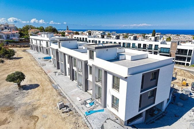 2-комнатные апартаменты 49 м² с террасой на крыше в уютном комплексе в Алсанджаке - фото № 20