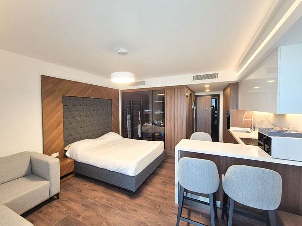 Студия 53 м² с дизайн пакетом в элитном комплексе в 650 метрах от пляжа - фото № 9