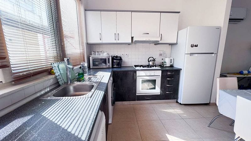 4-комнатные апартаменты 112 м² c террасой 15 м² в 450 метрах от моря - фото № 3