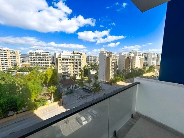 2-комнатные апартаменты 68 м² c балконом 11 м² в элитном комплексе в 600 метрах от пляжа - фото № 5