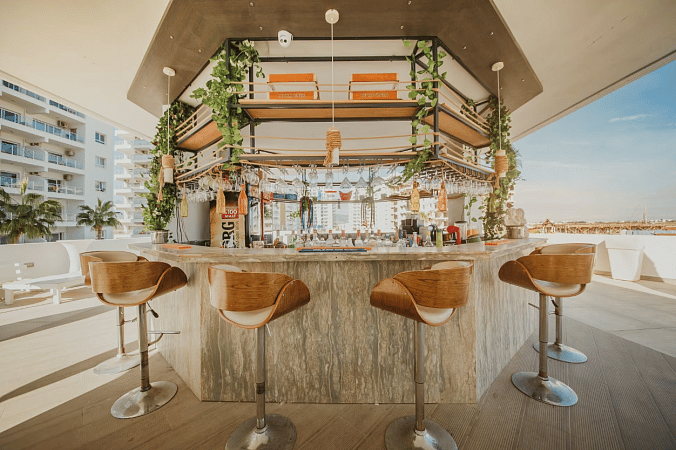 4-комнатный пентхаус 128 м² с террасой на крыше 36 м² и потрясающими видами на море! - фото № 163