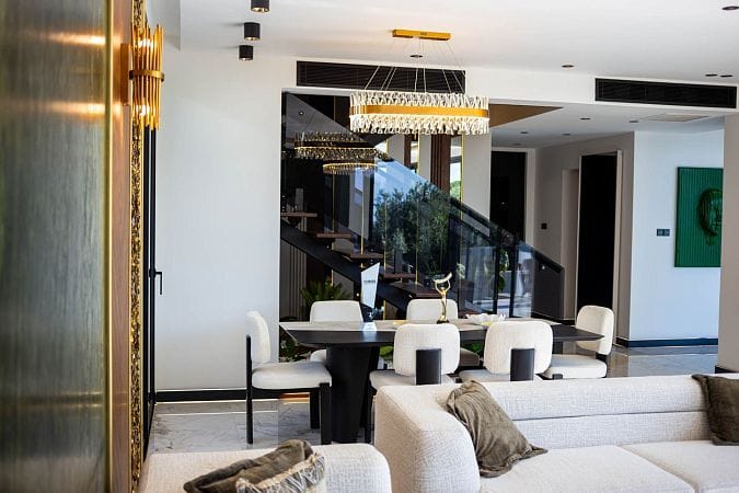 Современная 5-комнатная вилла 264 м² премиум-класса с частным бассейном и джакузи на крыше - фото № 12