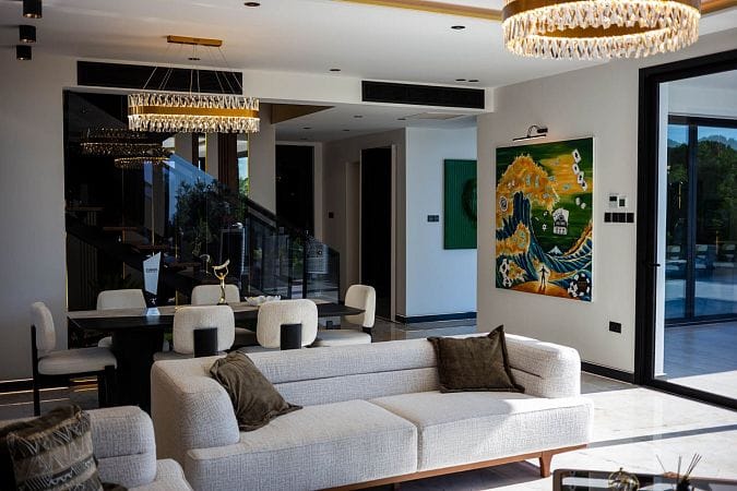 Современная 5-комнатная вилла 264 м² премиум-класса с частным бассейном и джакузи на крыше - фото № 13