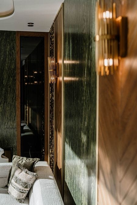 Современная 5-комнатная вилла 264 м² премиум-класса с частным бассейном и джакузи на крыше - фото № 21