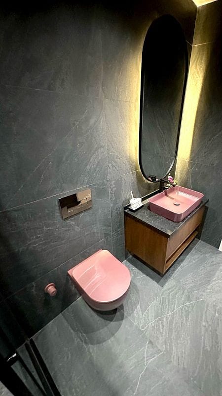 Современная 5-комнатная вилла 264 м² премиум-класса с частным бассейном и джакузи на крыше - фото № 48