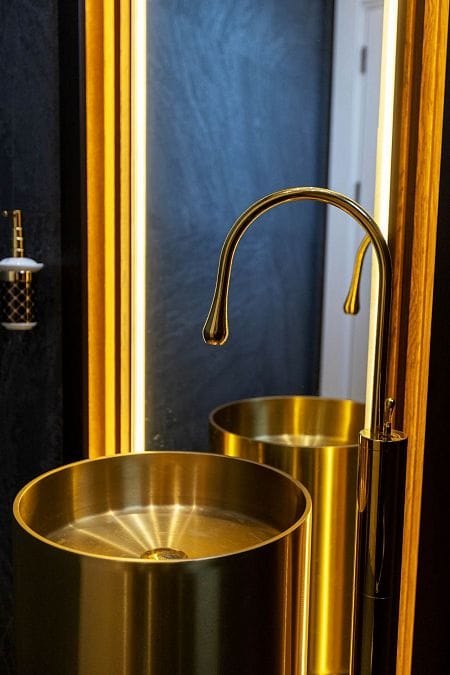 Современная 5-комнатная вилла 264 м² премиум-класса с частным бассейном и джакузи на крыше - фото № 51