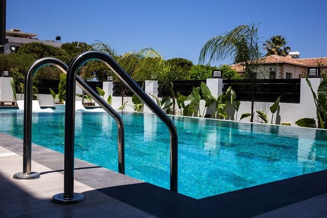 Современная 5-комнатная вилла 264 м² премиум-класса с частным бассейном и джакузи на крыше - фото № 61