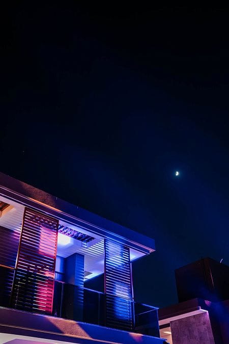 Современная 5-комнатная вилла 264 м² премиум-класса с частным бассейном и джакузи на крыше - фото № 83