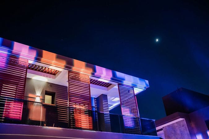 Современная 5-комнатная вилла 264 м² премиум-класса с частным бассейном и джакузи на крыше - фото № 84