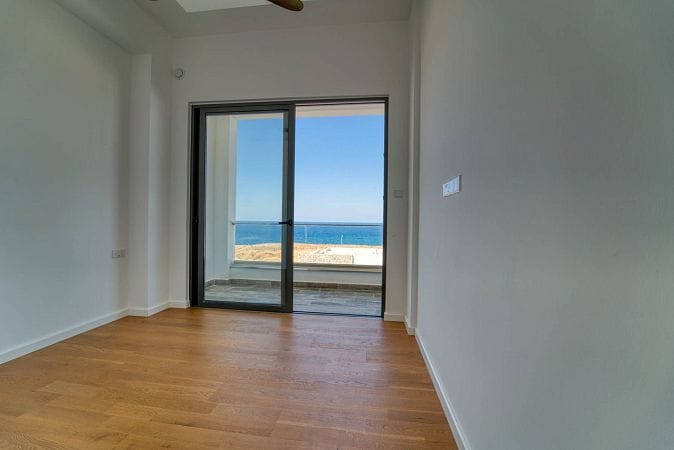 4-комнатный пентхаус 114 м² с бассейном на крыше и неперекрываемыми видами на море! - фото № 3