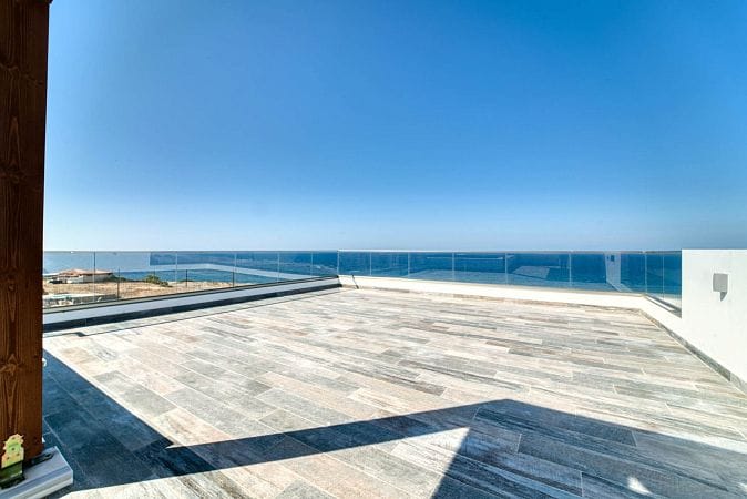 4-комнатный пентхаус 114 м² с бассейном на крыше и неперекрываемыми видами на море! - фото № 16