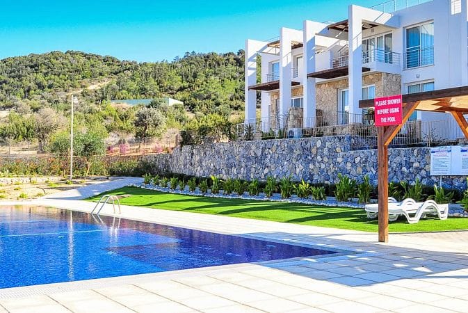 4-комнатные апартаменты 90 м² с террасой 23 м² с мебелью и техникой - фото № 21