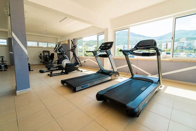 4-комнатные апартаменты 90 м² с террасой 23 м² с мебелью и техникой - фото № 32