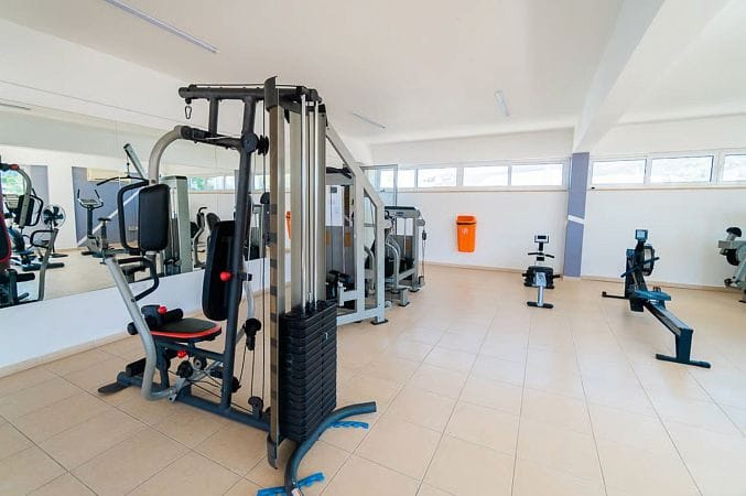 4-комнатные апартаменты 90 м² с террасой 23 м² с мебелью и техникой - фото № 33