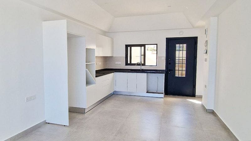 3-комнатные апартаменты 88 м² с террасой на крыше 87 м² и видом на море - фото № 4