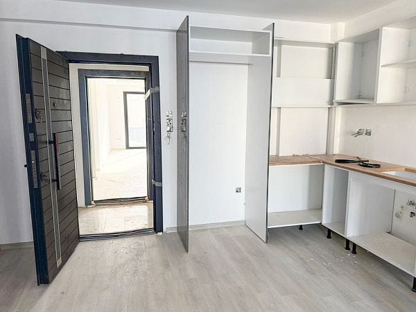 2-комнатные апартаменты 60 м² в Фамагусте - фото № 8