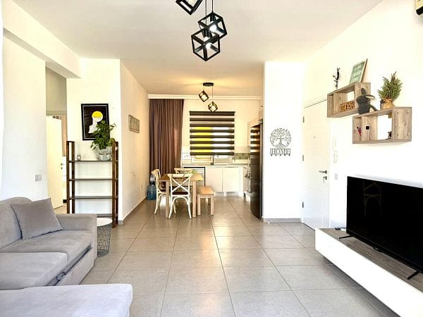 3-комнатный пентхаус 61 м² с террасой на крыше 44 м² полностью меблирован - фото № 4