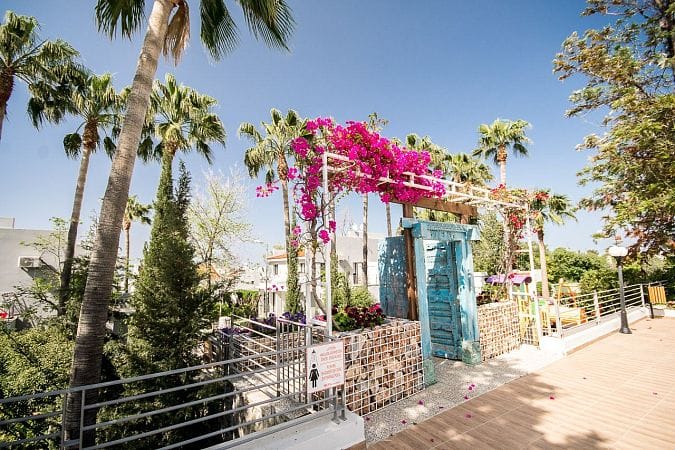 3-комнатный пентхаус 61 м² с террасой на крыше 44 м² полностью меблирован - фото № 40