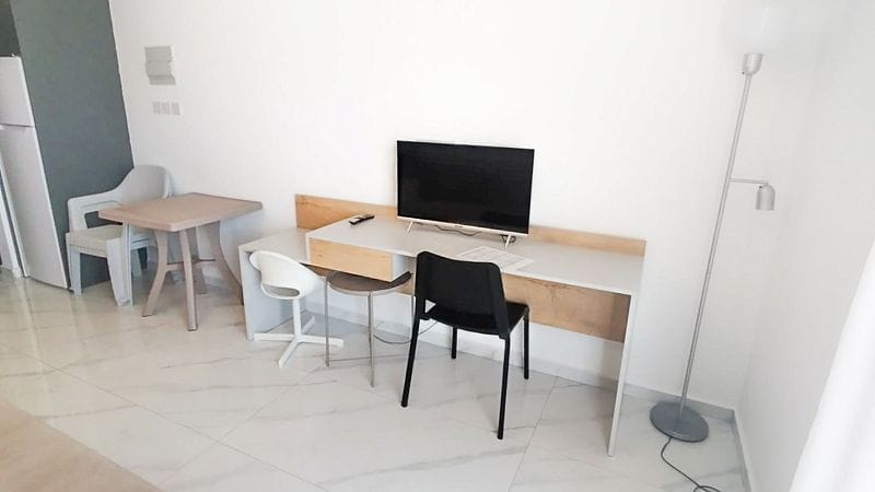 Студия 47 м² с балконом 7 м² и полной меблировкой - фото № 5