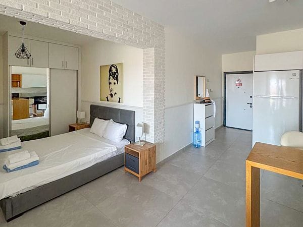 Студия 60 м² с балконом 8 м² и неперекрываемым видом на море в курортном комплексе - фото № 7