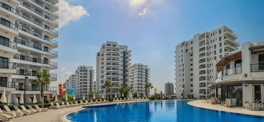 Студия 60 м² с балконом 8 м² и неперекрываемым видом на море в курортном комплексе - фото № 11