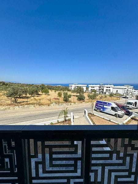 3-комнатный пентхаус loft 73 м² с террасой на крыше 39 м² с видами на море! - фото № 12