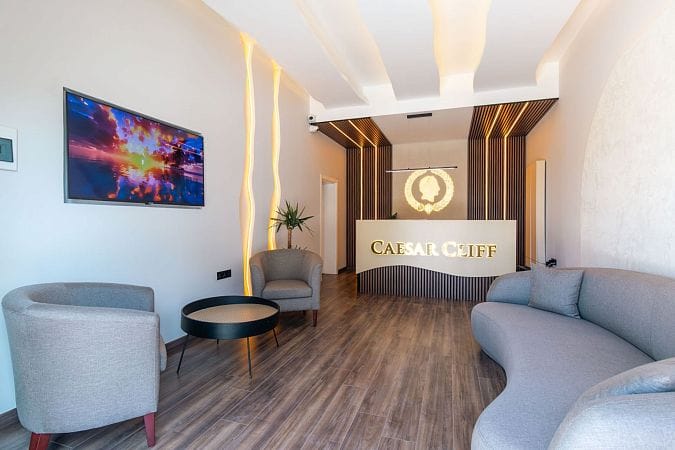 Студия 39м² с балконом 10м² в элитном комплексе в 100 метрах от пляжа - фото № 10