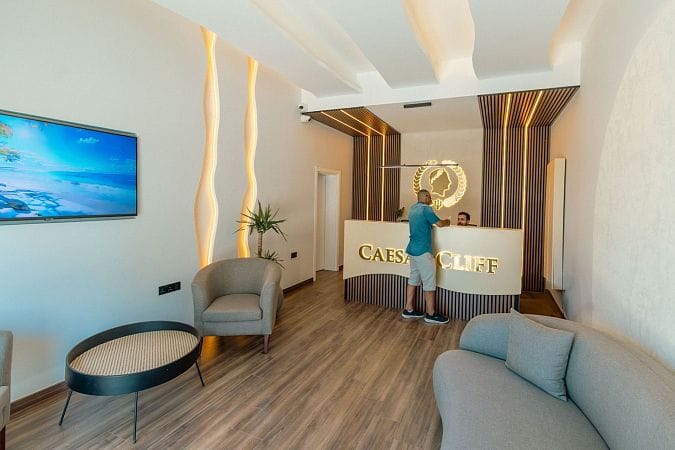 Студия 39м² с балконом 10м² в элитном комплексе в 100 метрах от пляжа - фото № 11