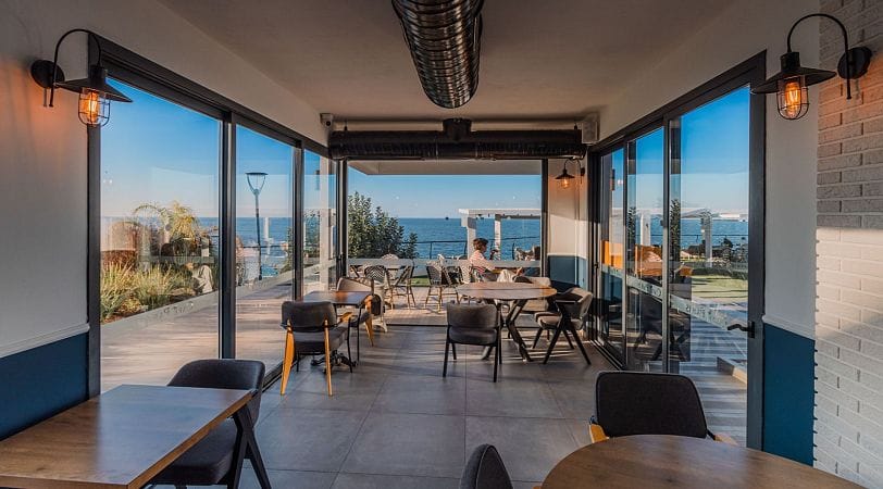 Студия 39м² с балконом 10м² в элитном комплексе в 100 метрах от пляжа - фото № 13