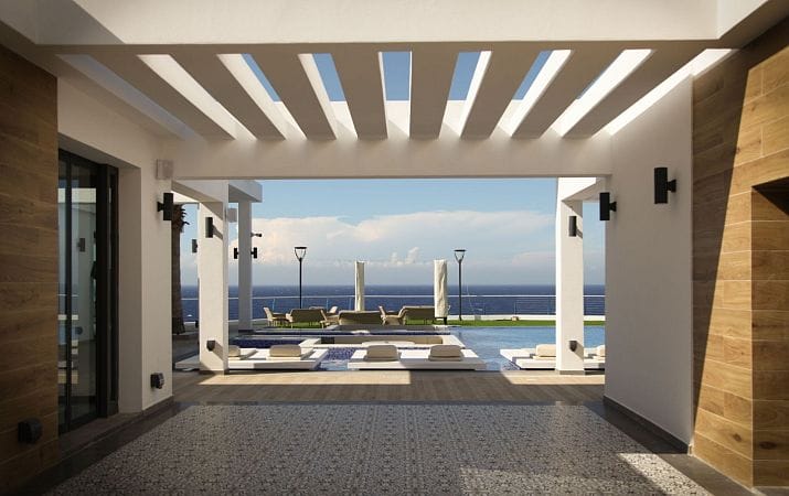 Студия 39м² с балконом 10м² в элитном комплексе в 100 метрах от пляжа - фото № 27