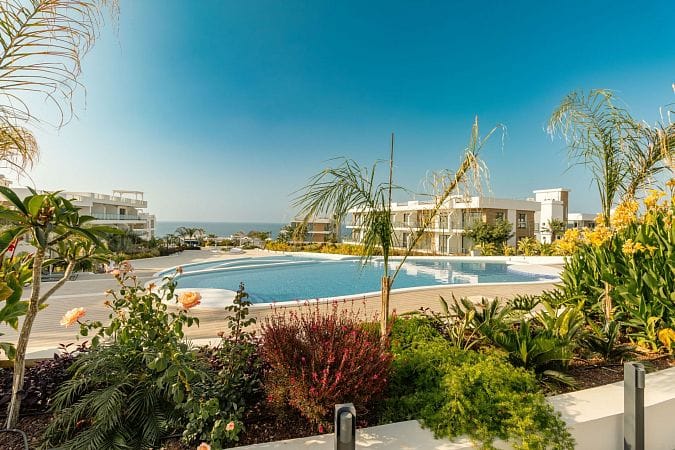 2-комнатные апартаменты 67 м² в элитном комплексе в 100 метрах от собственного пляжа - фото № 3