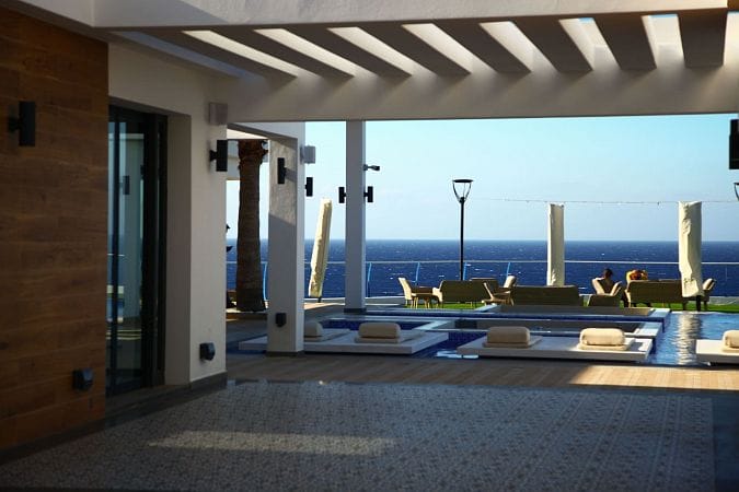 2-комнатные апартаменты 67 м² в элитном комплексе в 100 метрах от собственного пляжа - фото № 70